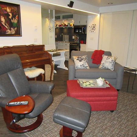 Ferienwohnung StudioOne Pebble Beach Powell River Exterior foto