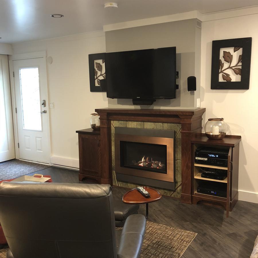 Ferienwohnung StudioOne Pebble Beach Powell River Exterior foto